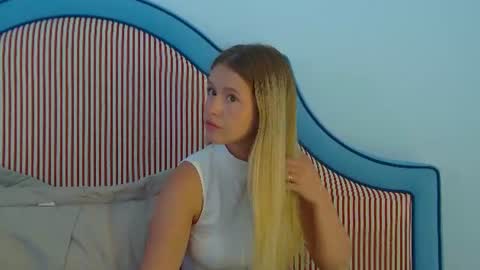 MilanaBalmain online show from August 4, 12:46 pm