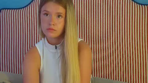 MilanaBalmain online show from August 4, 2:03 pm