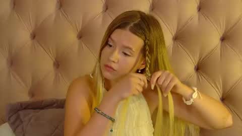 MilanaBalmain online show from August 5, 4:27 pm