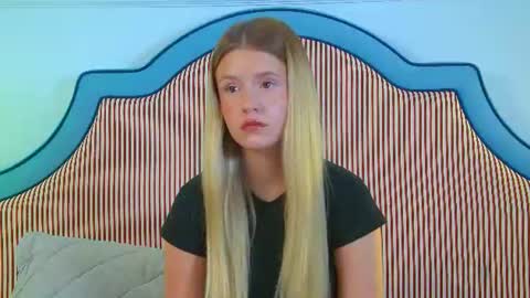MilanaBalmain online show from August 9, 8:48 am