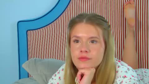 MilanaBalmain online show from August 11, 6:37 am
