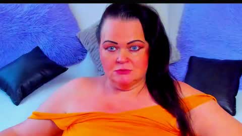 Lana online show from August 2, 3:30 pm