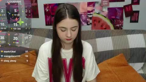 milanaroz online show from August 9, 4:46 am