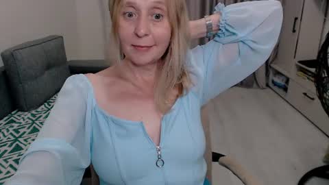 Milena online show from August 9, 4:30 pm