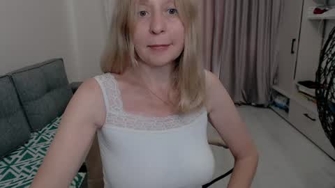 Milena online show from August 14, 6:39 am