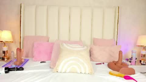 milanjackson online show from July 2, 11:06 pm