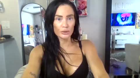 milanmonroexx online show from September 10, 9:47 pm