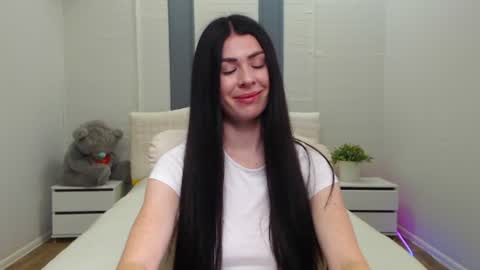 milasecretsss online show from August 13, 6:16 am