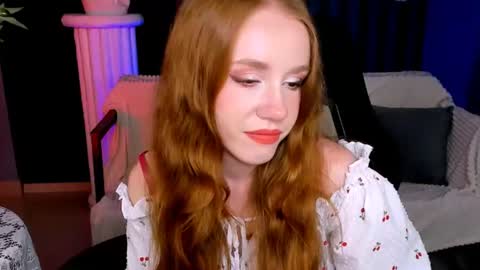Mila online show from August 15, 11:58 am