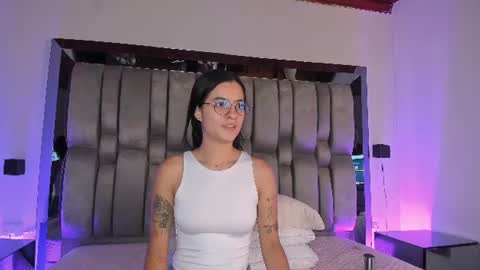 Milawink online show from August 15, 7:29 pm