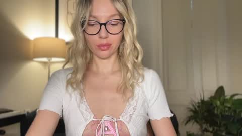 Mila online show from July 20, 4:21 pm