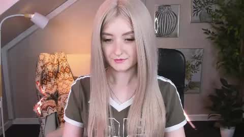 Milena online show from August 11, 7:21 am