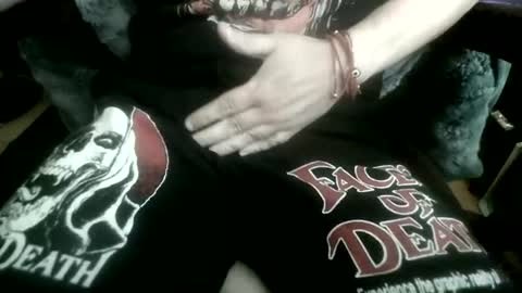 miles_mayhem_667 online show from June 19, 9:20 am