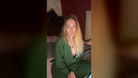 milf4everjenna online show from August 11, 12:56 am