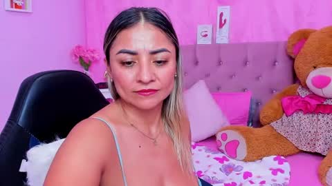 Antonella online show from July 6, 4:54 pm