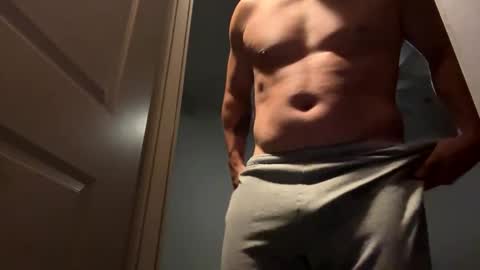 milf_hunter2222 online show from June 10, 8:21 am