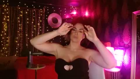 Milf Lacey online show from August 14, 5:38 pm
