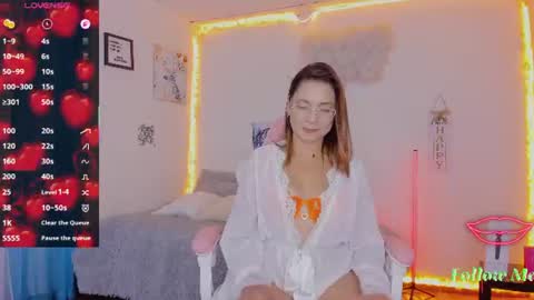 Aura  online show from July 29, 4:08 am