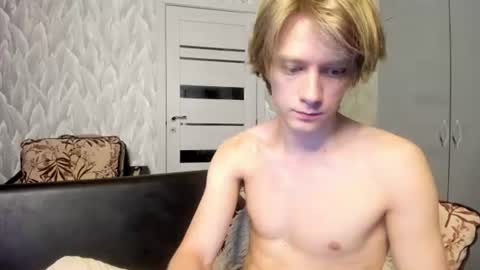Isaac online show from August 14, 6:11 pm