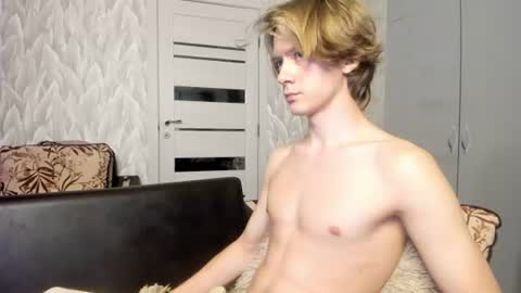 Isaac online show from August 15, 5:11 am