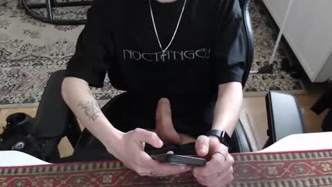 milkmeup_thick online show from April 25, 2:23 pm