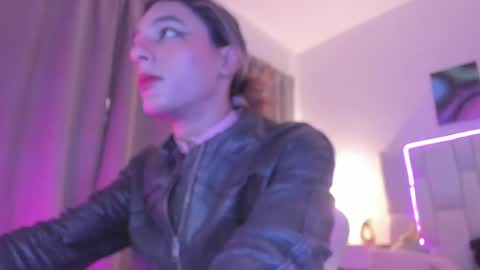 Michelle  online show from April 27, 9:04 pm