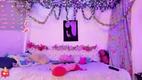 Michelle  online show from August 15, 3:32 am