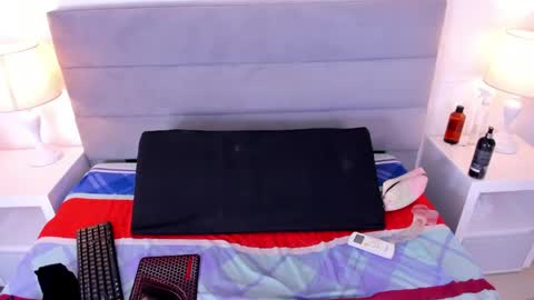 milky__boobs699 online show from June 2, 3:15 pm