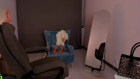 Eva online show from August 7, 6:57 am