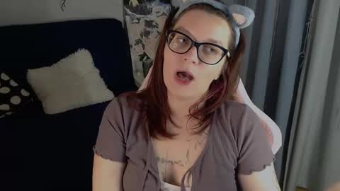 Milla online show from August 12, 9:39 pm