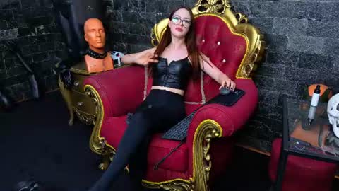 Millena Voss online show from August 12, 5:37 pm