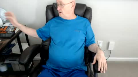 millenium0129 online show from July 15, 4:52 pm