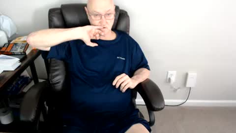 millenium0129 online show from August 13, 6:44 pm