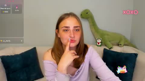 millibrooksss online show from August 11, 2:13 am