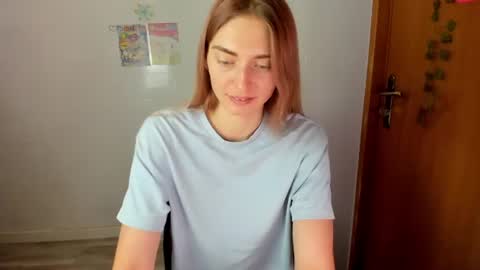 millie_lacroix online show from July 5, 1:58 pm
