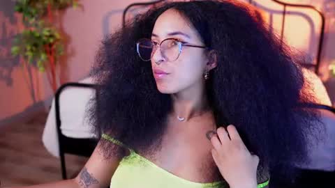 millie_volturi online show from September 3, 3:48 pm