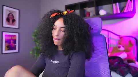 millie_volturi online show from September 4, 5:06 pm