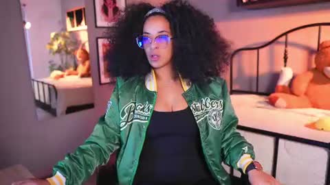 millie_volturi online show from September 8, 12:34 pm