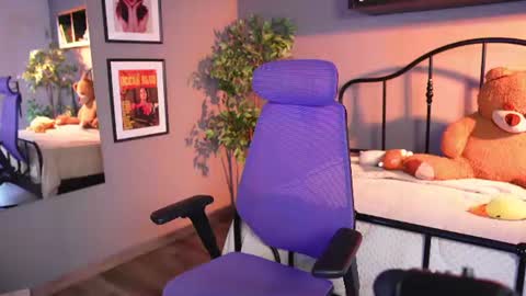millie_volturi online show from September 8, 4:58 pm
