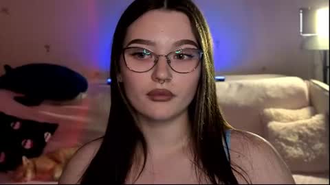 Millie online show from July 31, 5:40 pm