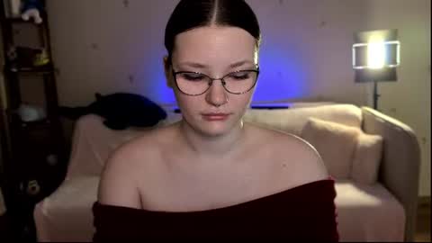 Millie online show from August 2, 4:58 pm