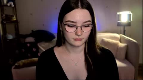 Millie online show from August 3, 4:03 pm