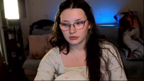 Millie online show from August 14, 12:09 pm