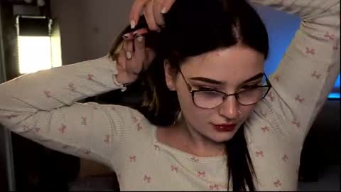 Millie online show from August 15, 9:35 am