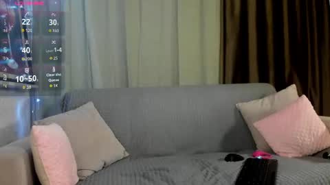 milly__sweet online show from August 12, 5:10 am