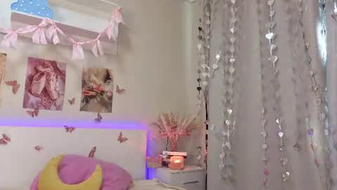 Milly online show from August 6, 4:44 am