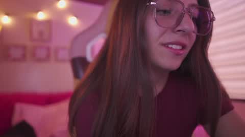 milly_kenner online show from July 28, 6:58 pm