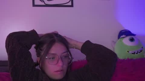 milly_kenner online show from August 18, 2:12 pm