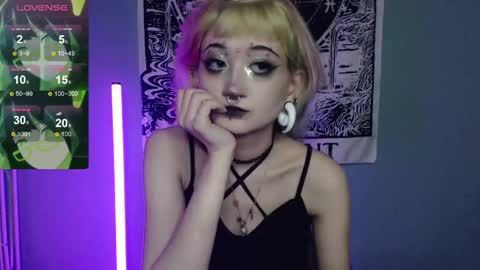 milten_trish online show from June 3, 12:58 am