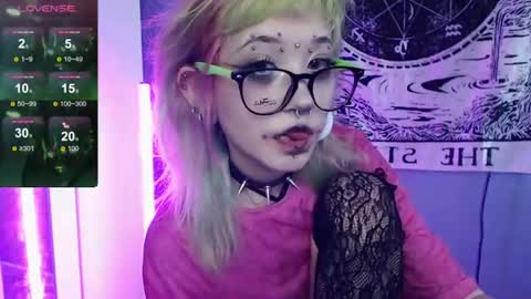 milten_trish online show from June 12, 1:56 am